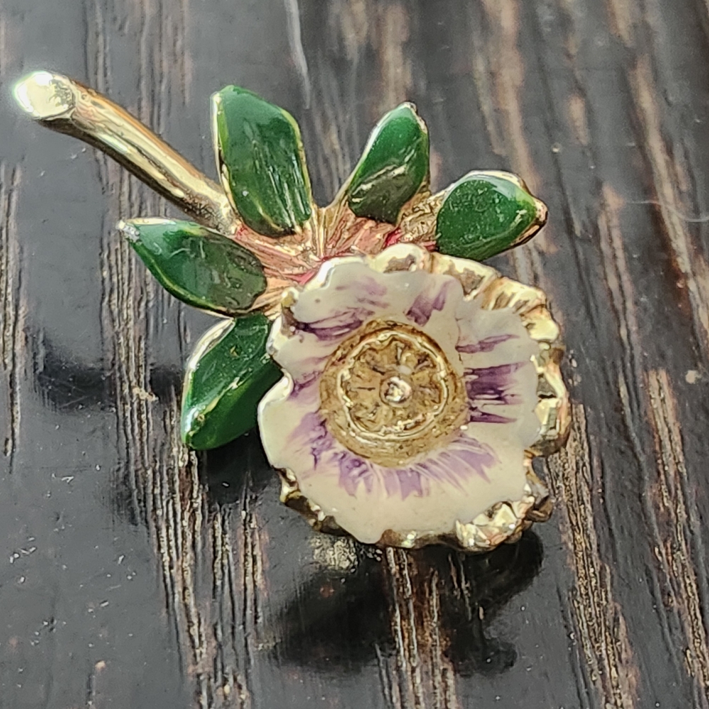 Vintage Floral Enamel Brooch with Gold Accents